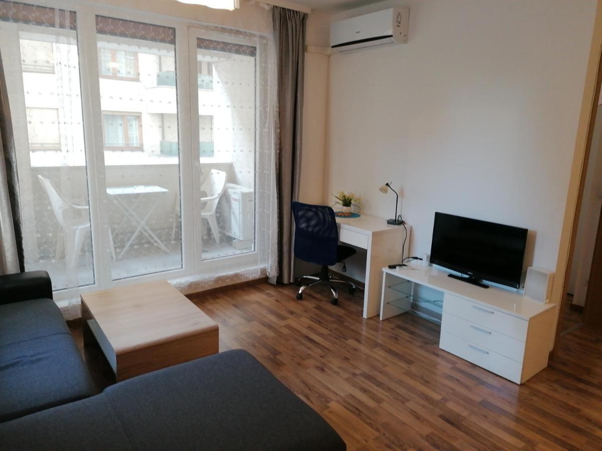 Corvin Holiday Apartments Hotel Budapeste Exterior foto