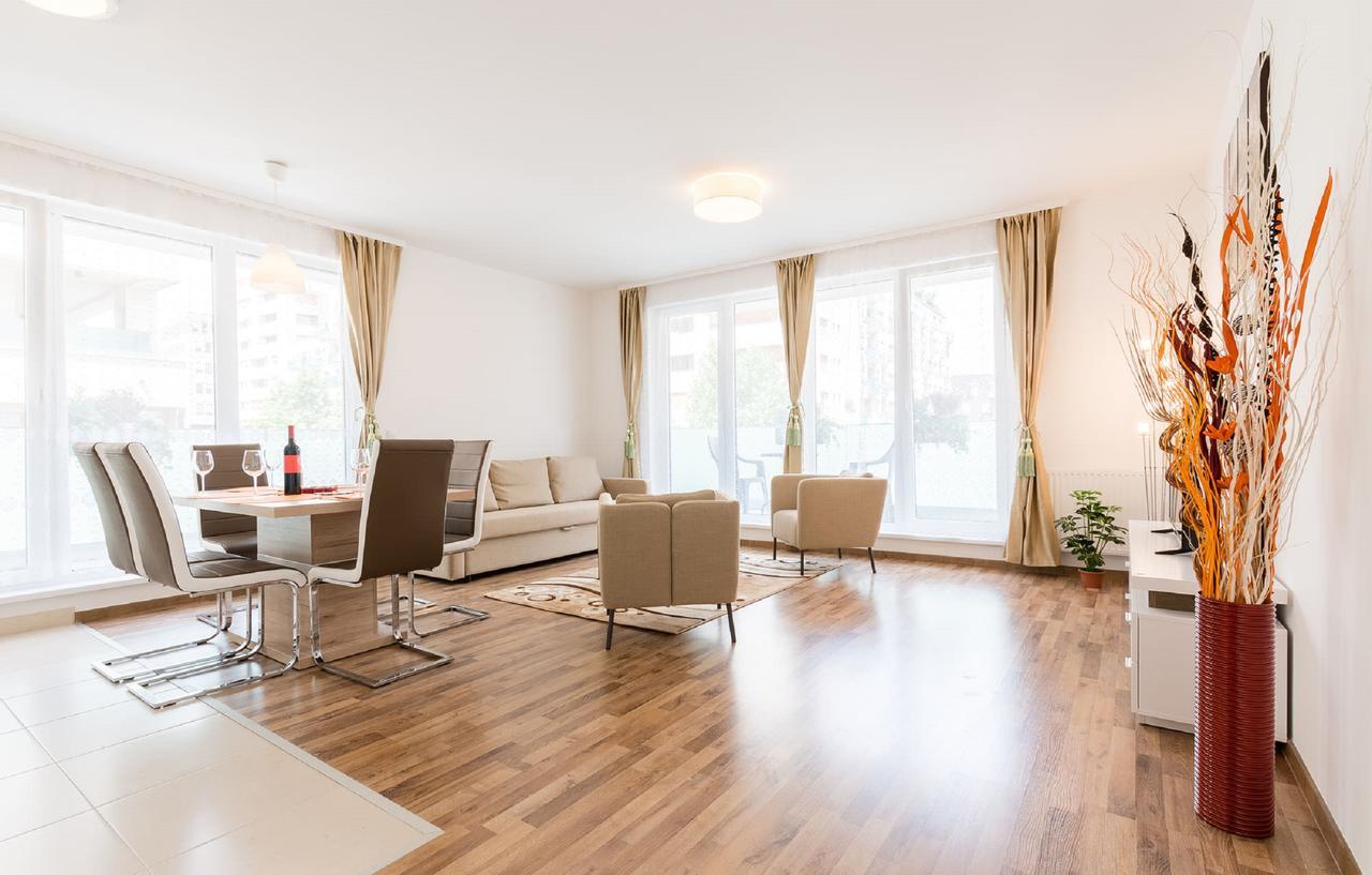 Corvin Holiday Apartments Hotel Budapeste Exterior foto