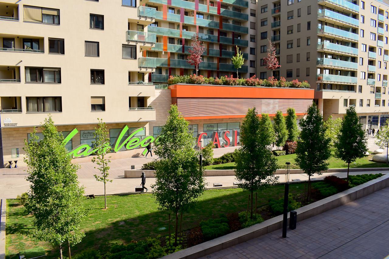 Corvin Holiday Apartments Hotel Budapeste Exterior foto