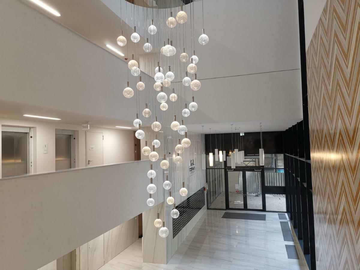 Corvin Holiday Apartments Hotel Budapeste Exterior foto